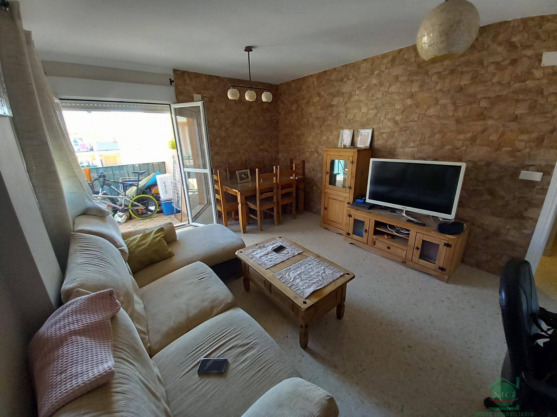 For sale of flat in Puente Mayorga