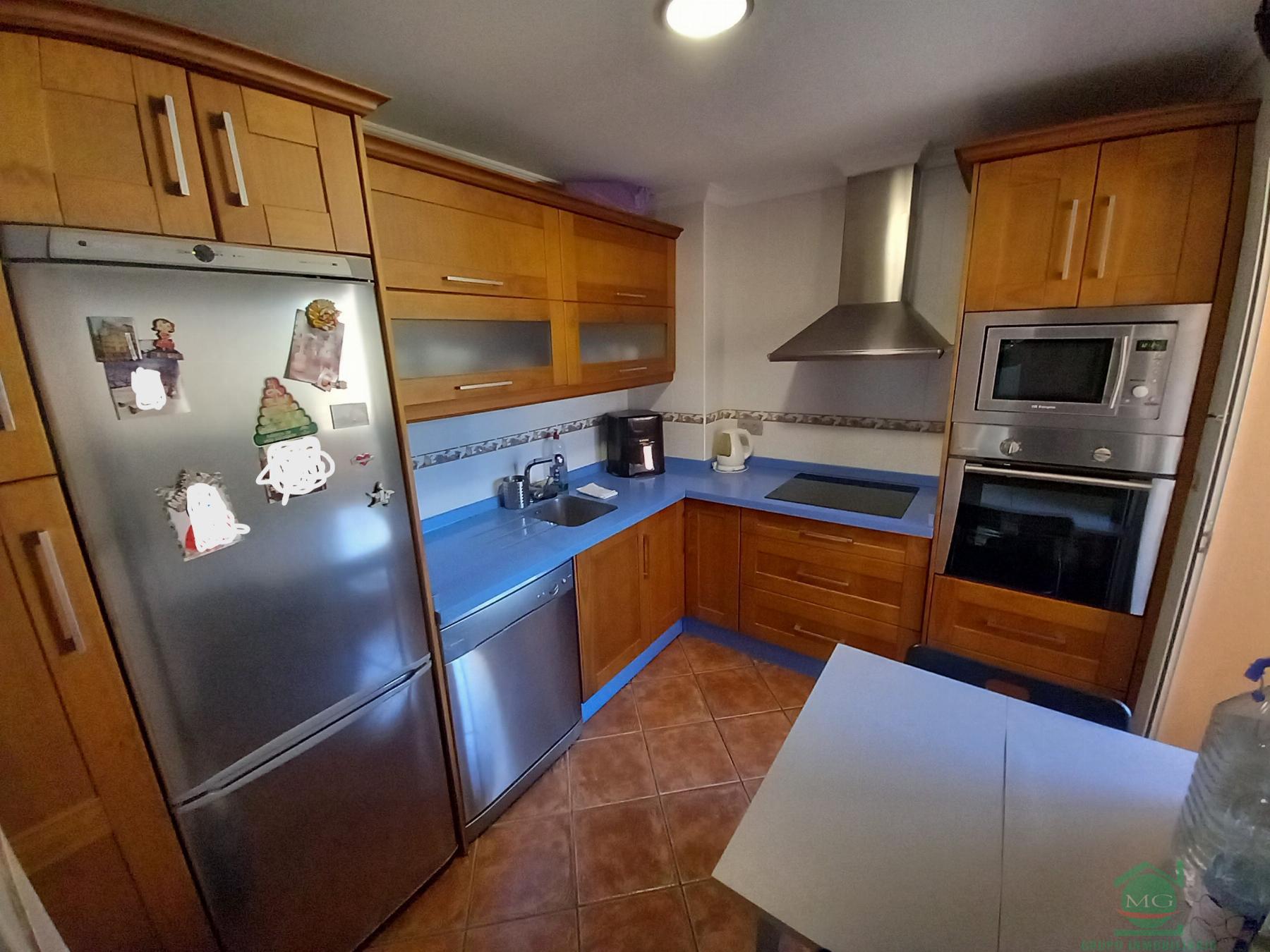 For sale of flat in Puente Mayorga