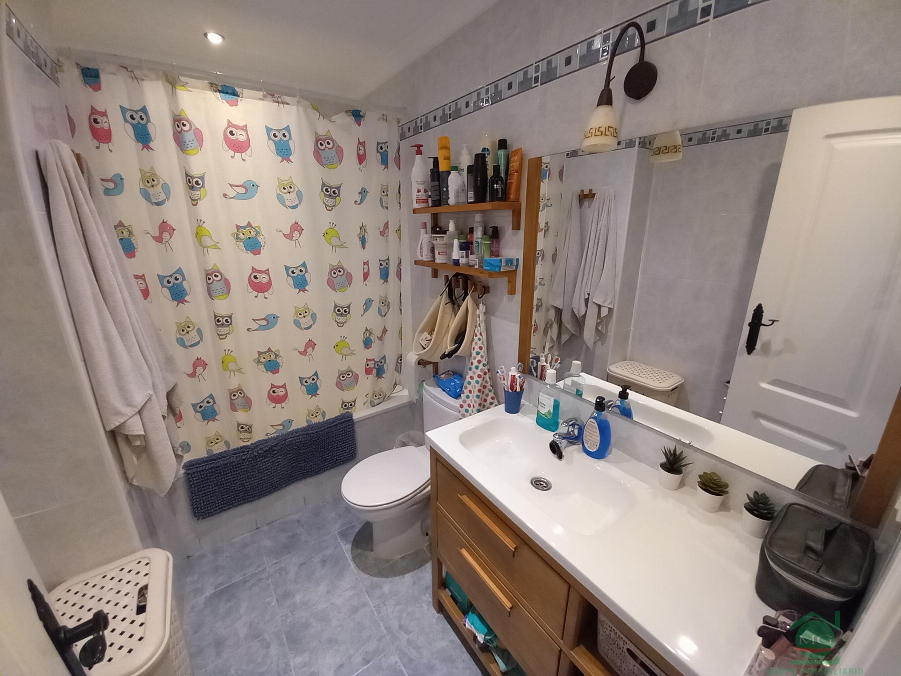 For sale of flat in Puente Mayorga