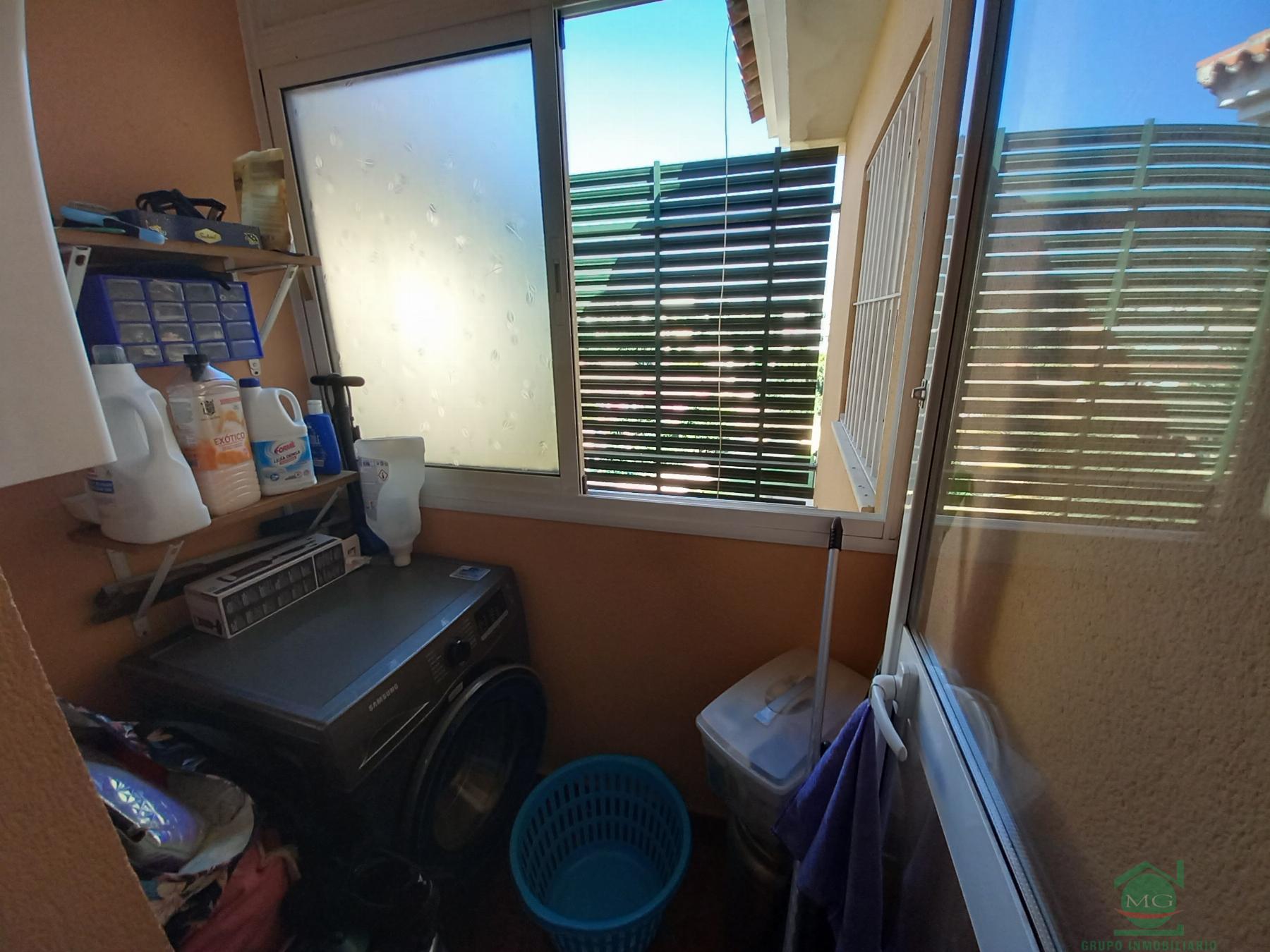 For sale of flat in Puente Mayorga
