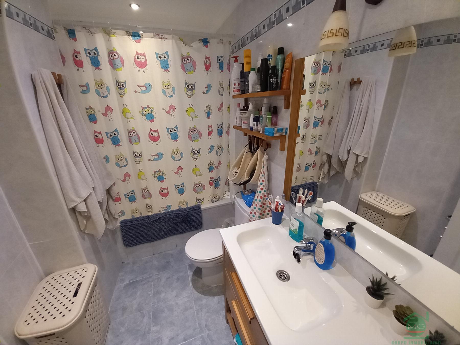 For sale of flat in Puente Mayorga