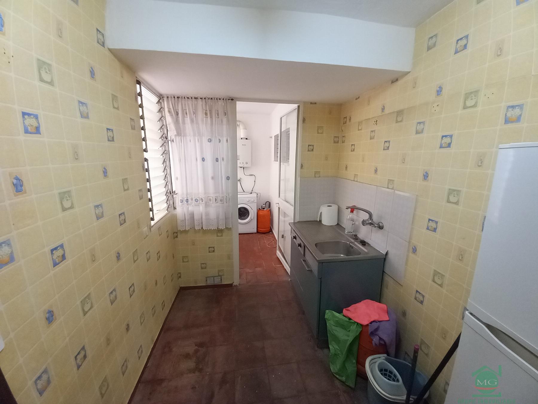 For sale of flat in La Linea de la Concepcion
