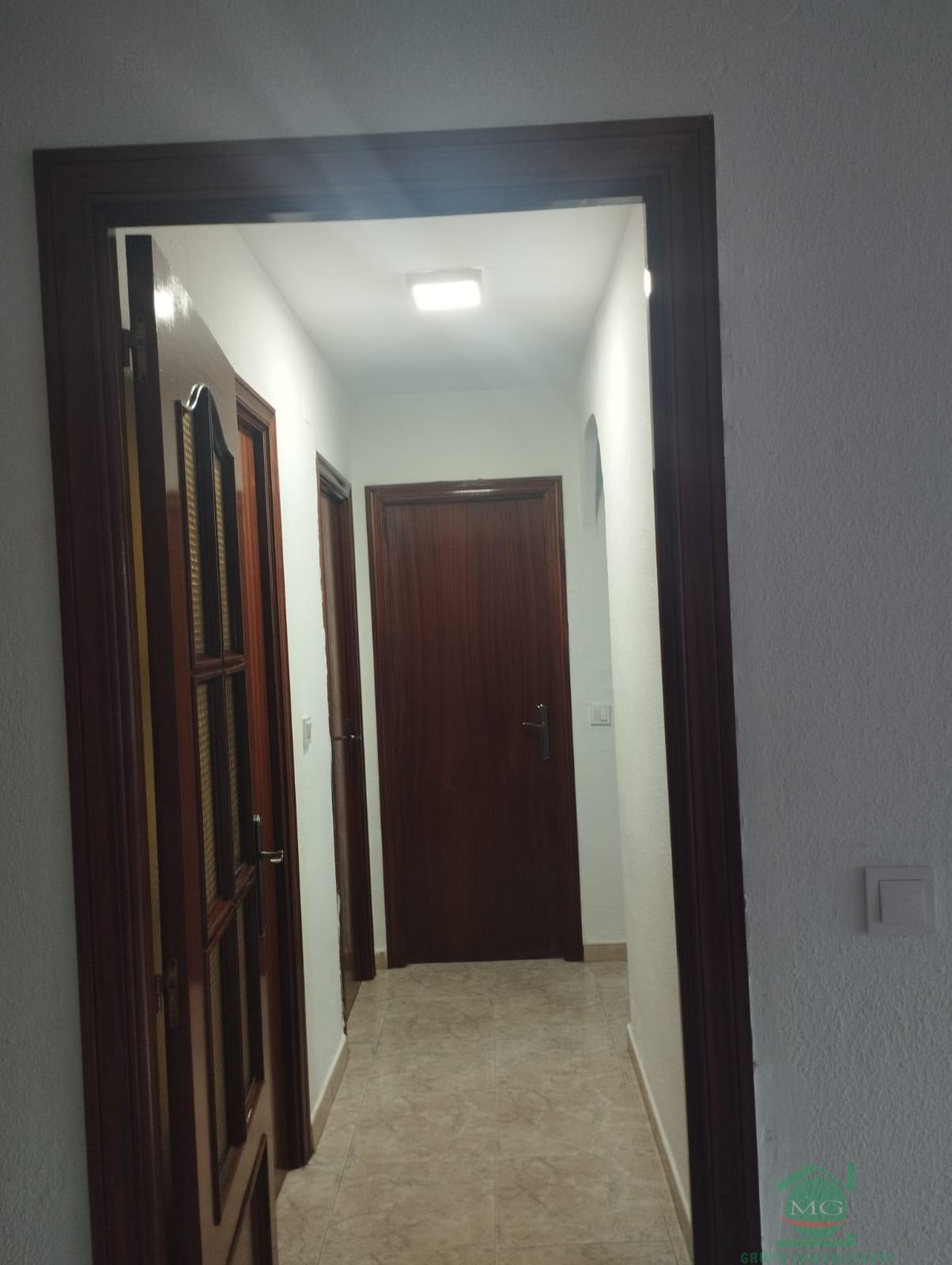 For rent of house in Algeciras
