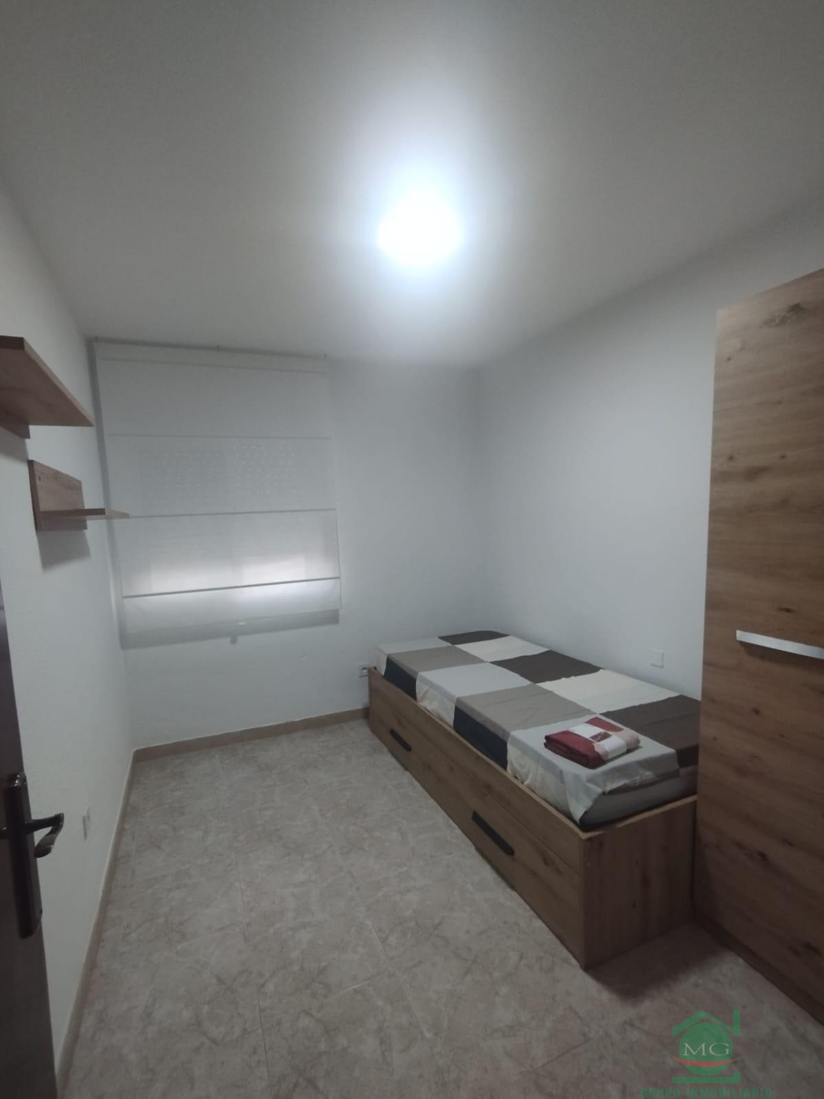 For rent of house in Algeciras