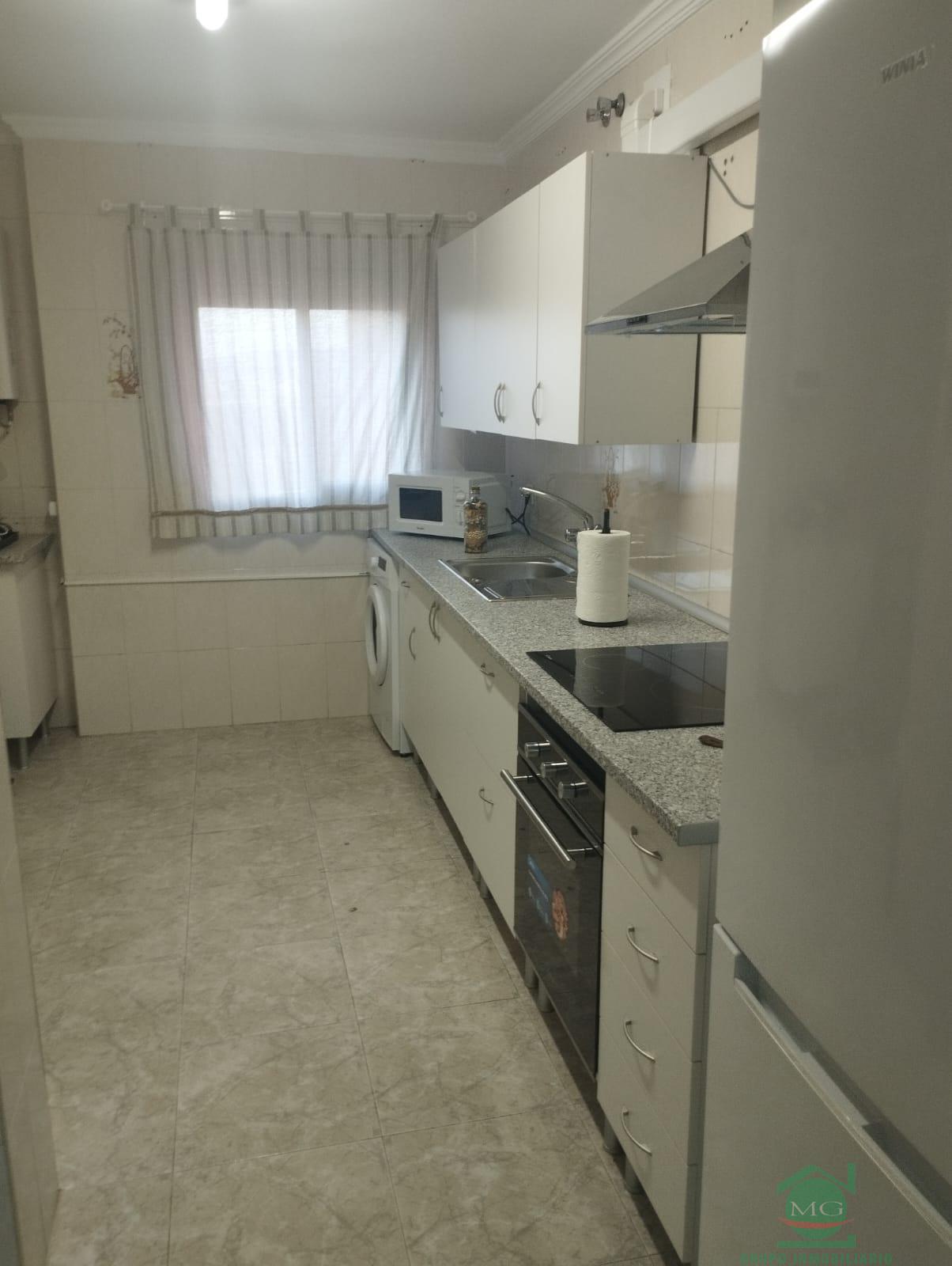 For rent of house in Algeciras