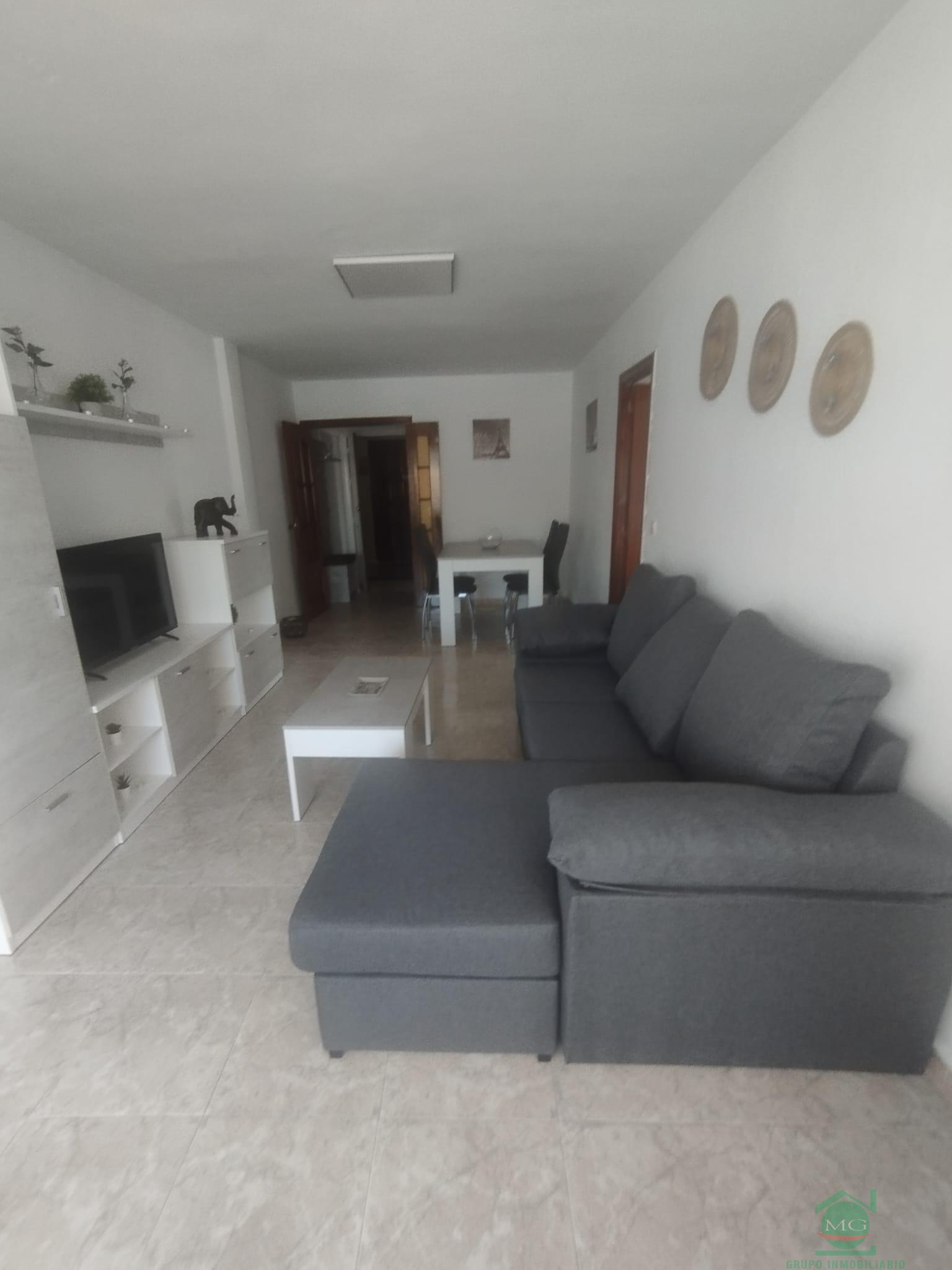 For rent of house in Algeciras