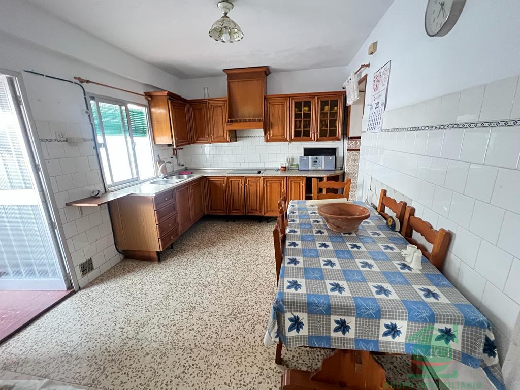 For sale of house in San Roque