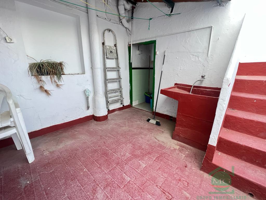 For sale of house in San Roque