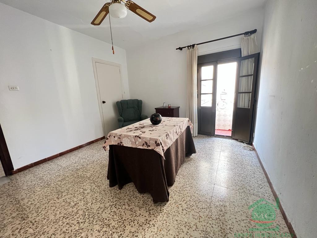 For sale of house in San Roque