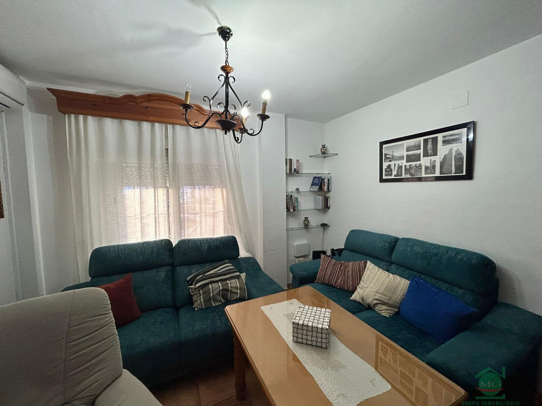For sale of house in Los Barrios