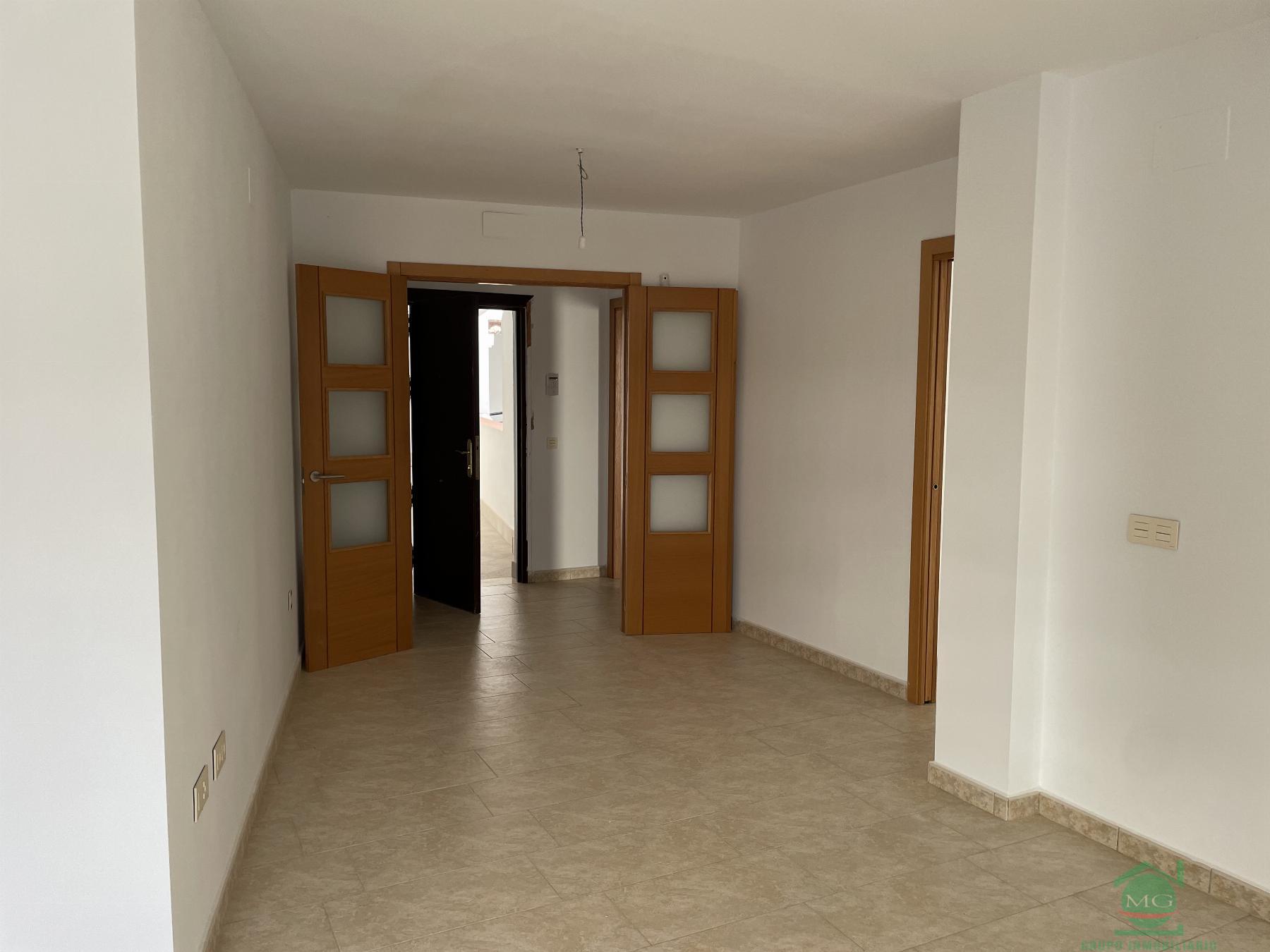 For sale of flat in Alcalá de los Gazules