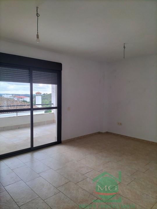 For sale of flat in Alcalá de los Gazules