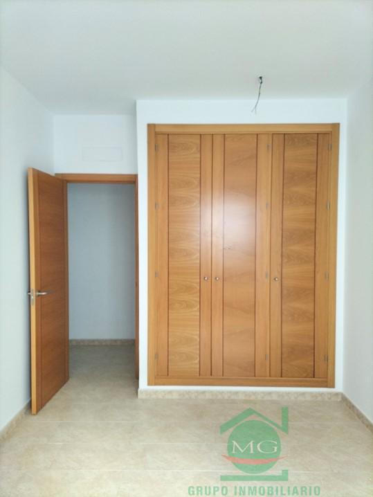 For sale of flat in Alcalá de los Gazules