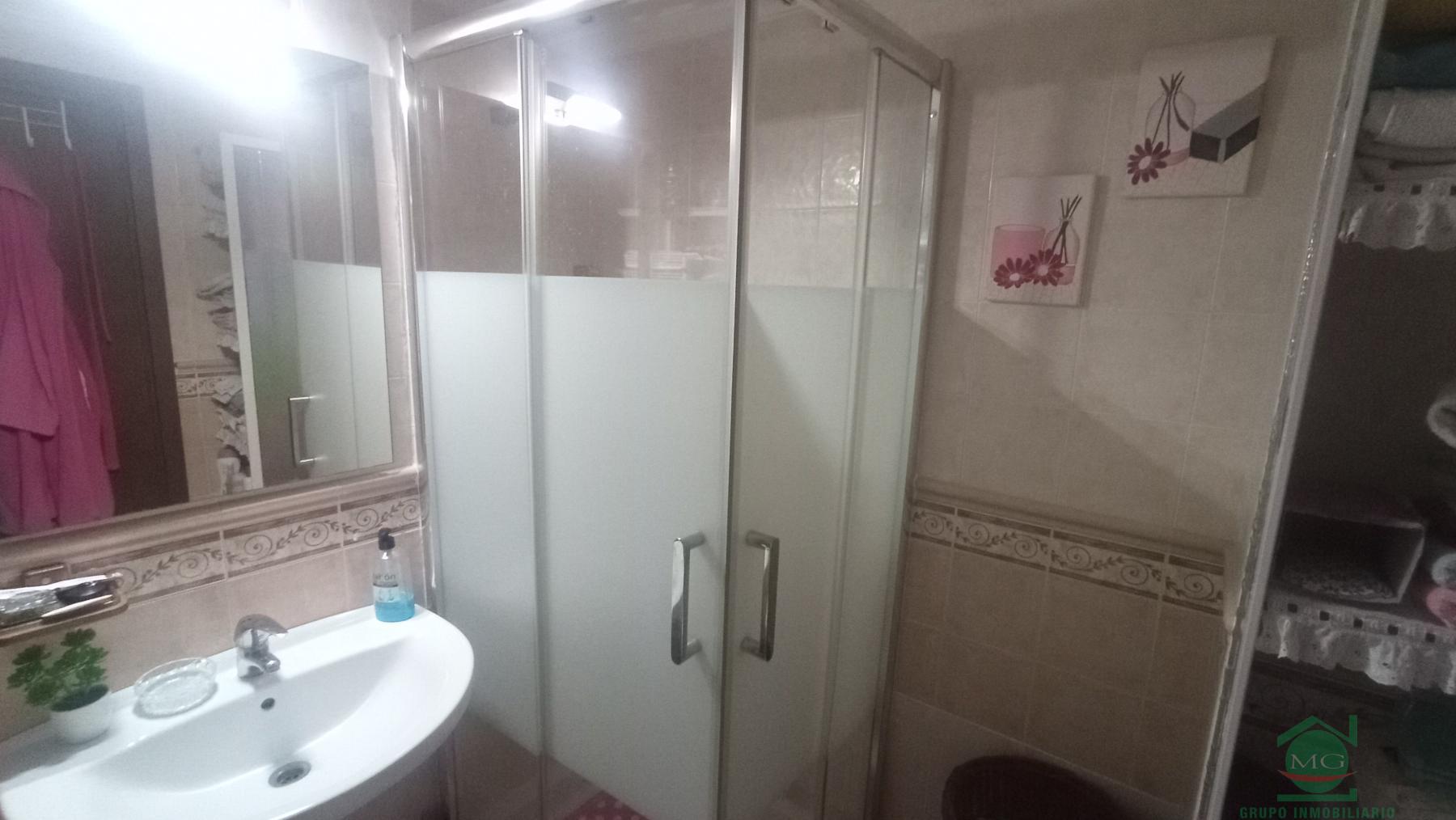 For sale of flat in San Roque