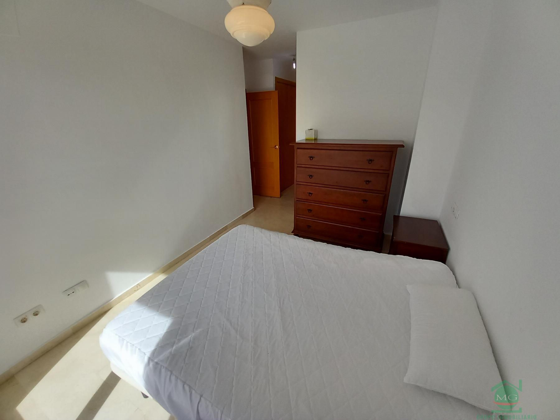 For sale of flat in La Linea de la Concepcion