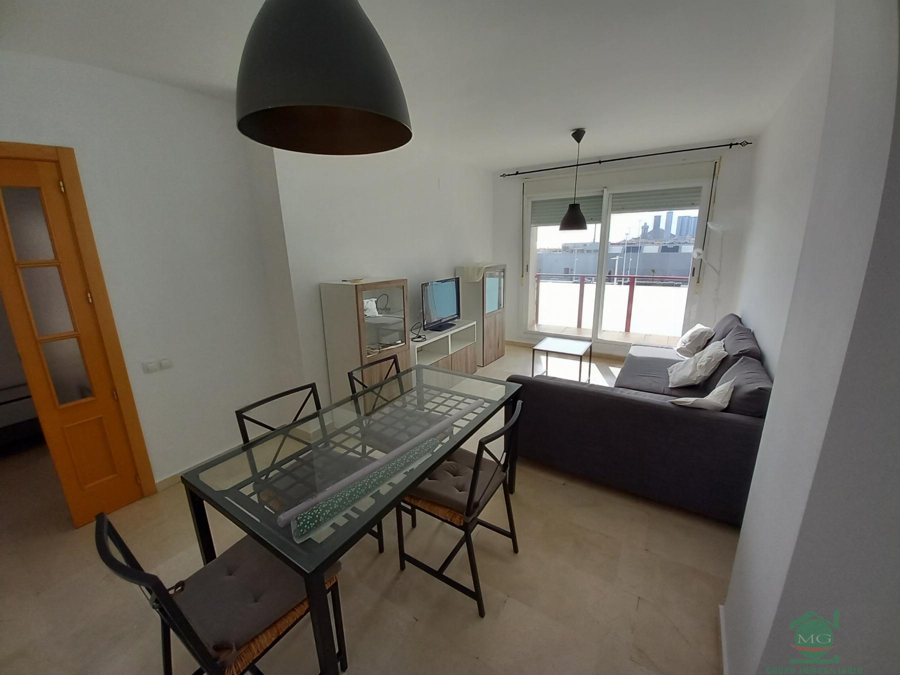 For sale of flat in La Linea de la Concepcion