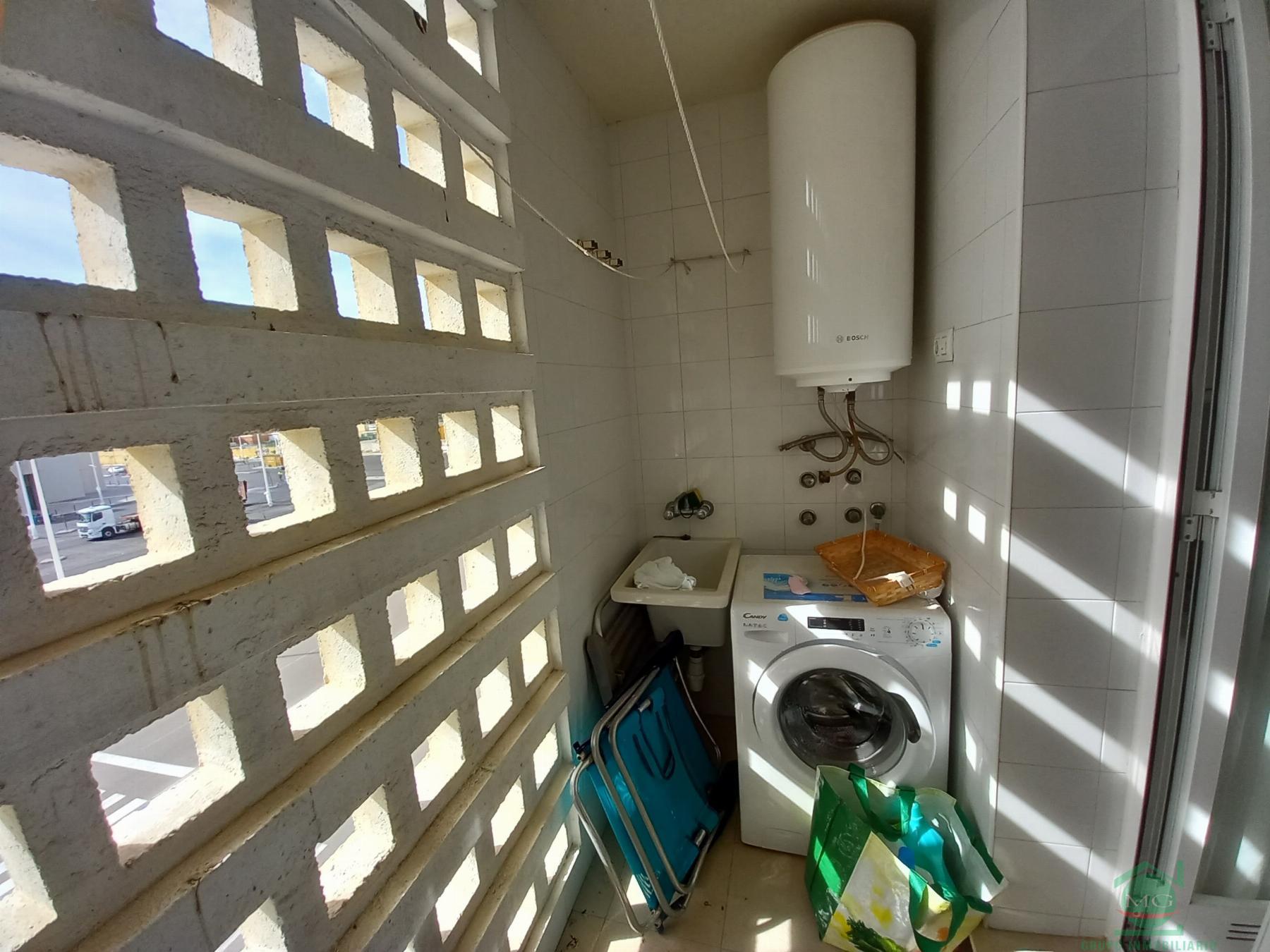 For sale of flat in La Linea de la Concepcion