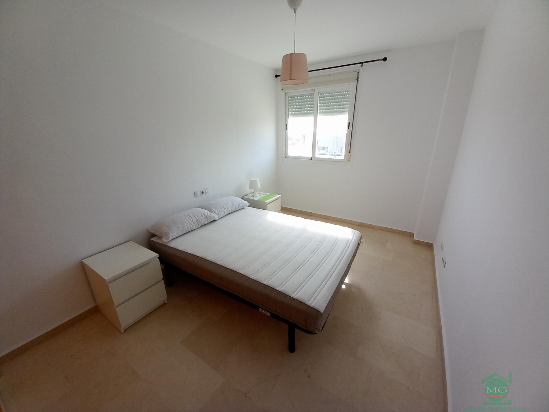 For sale of flat in La Linea de la Concepcion