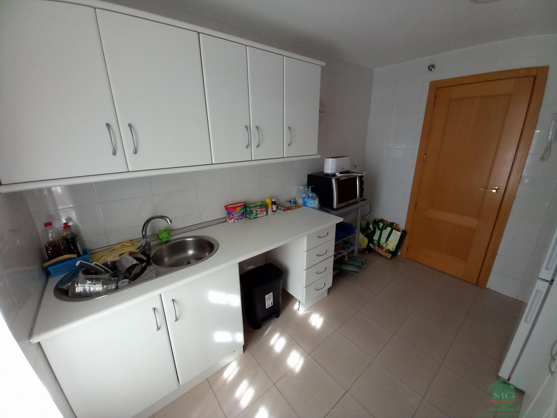 For sale of flat in La Linea de la Concepcion