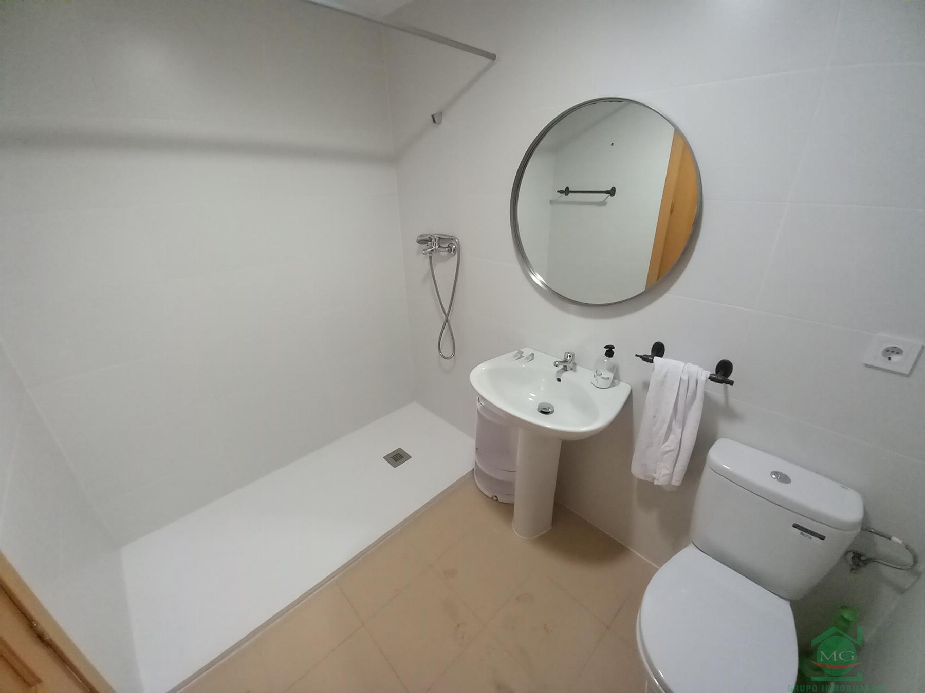 For sale of flat in La Linea de la Concepcion