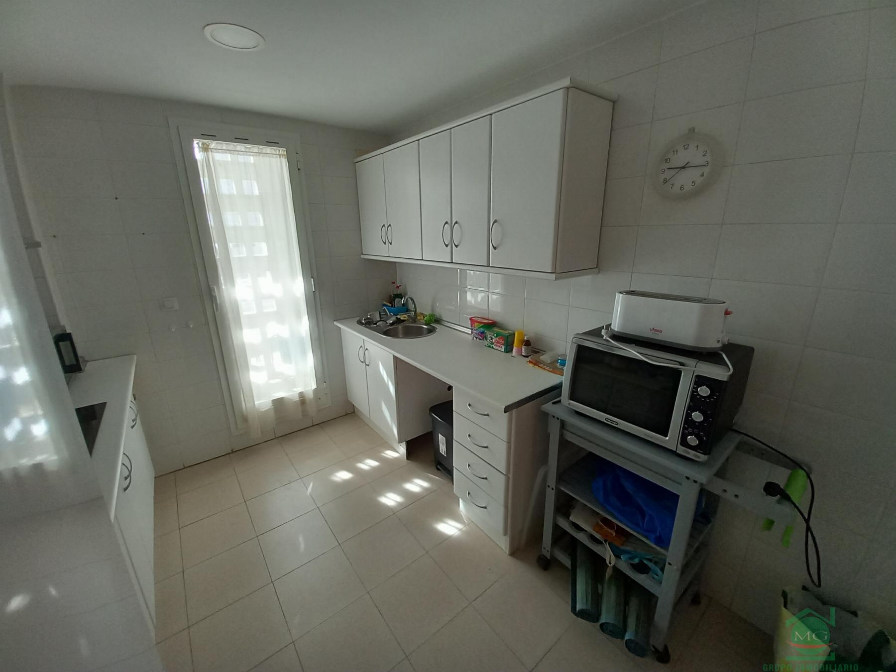 For sale of flat in La Linea de la Concepcion
