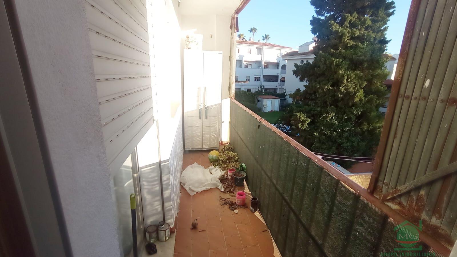 For sale of flat in La Linea de la Concepcion