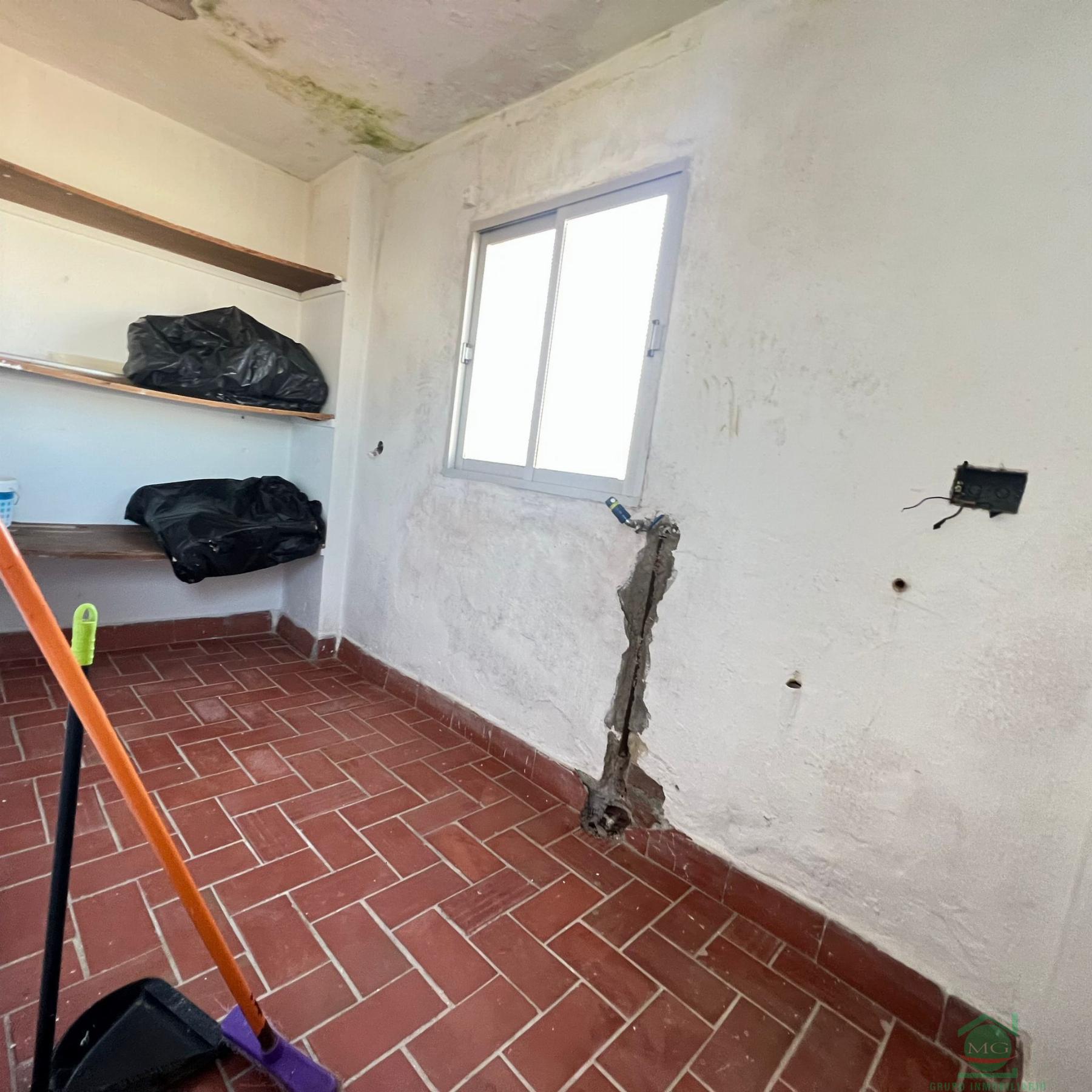 For sale of house in San Roque