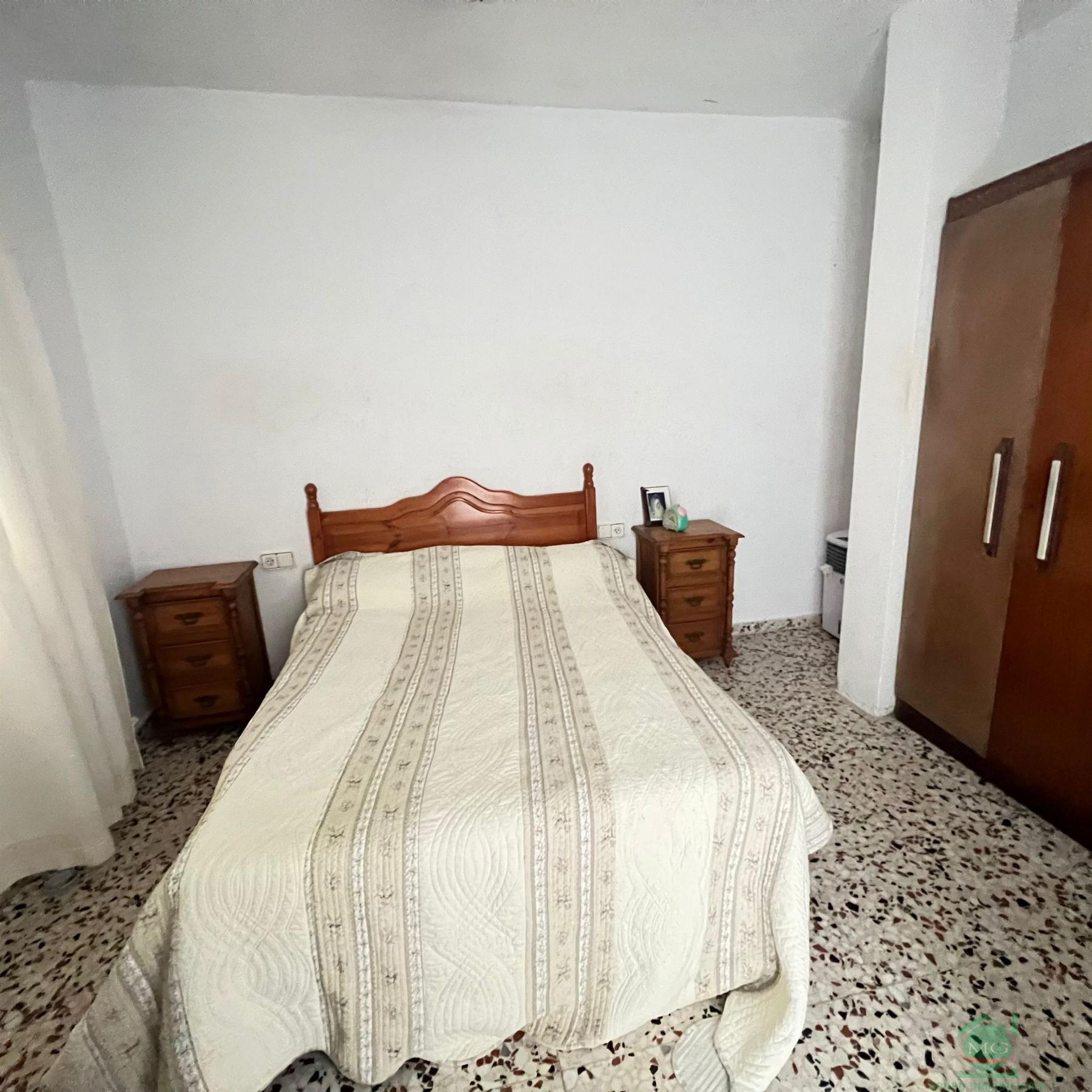 For sale of house in San Roque