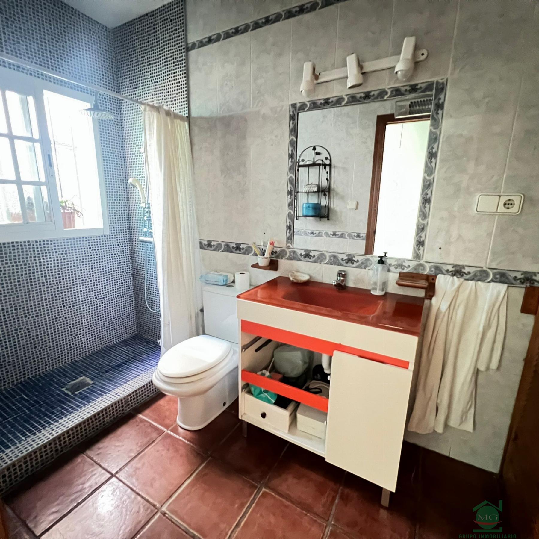 For sale of house in San Roque