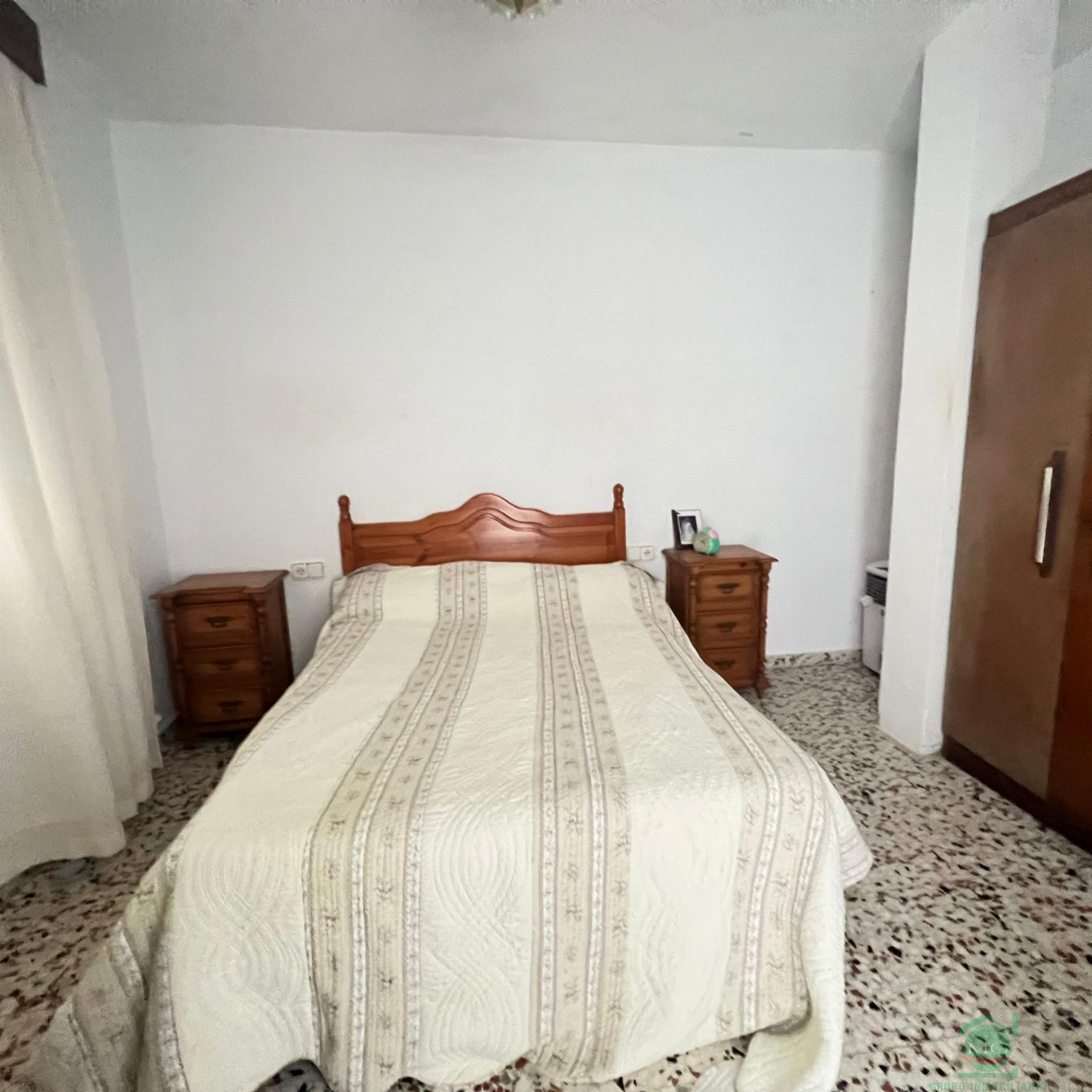 For sale of house in San Roque