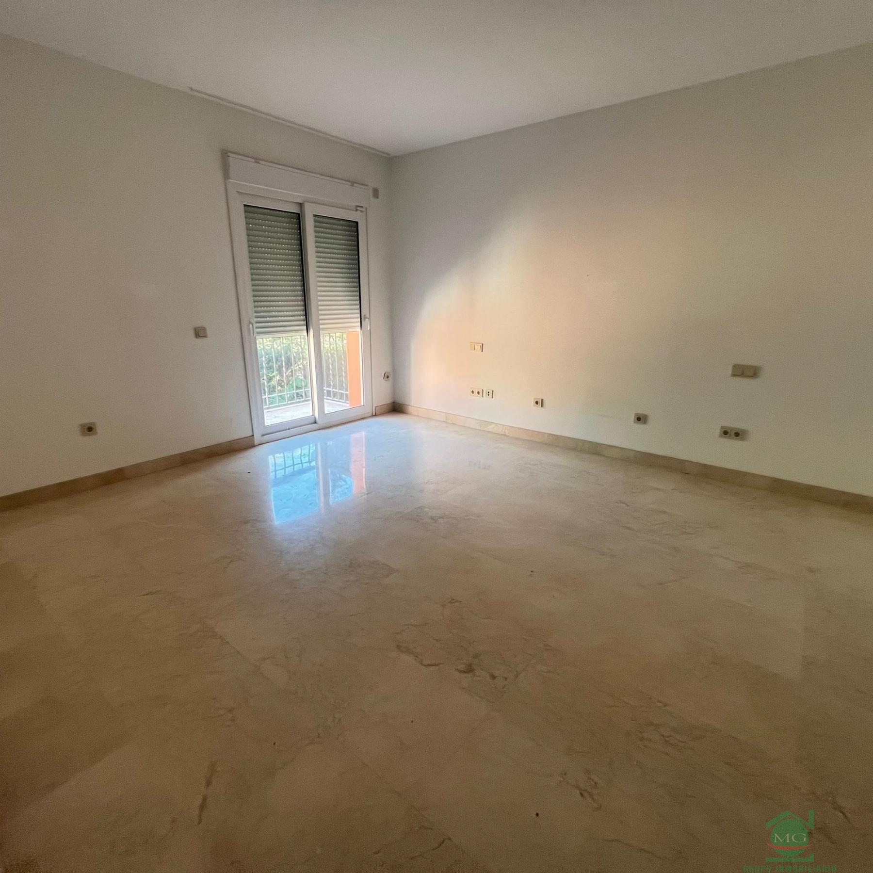 For sale of villa in Sotogrande