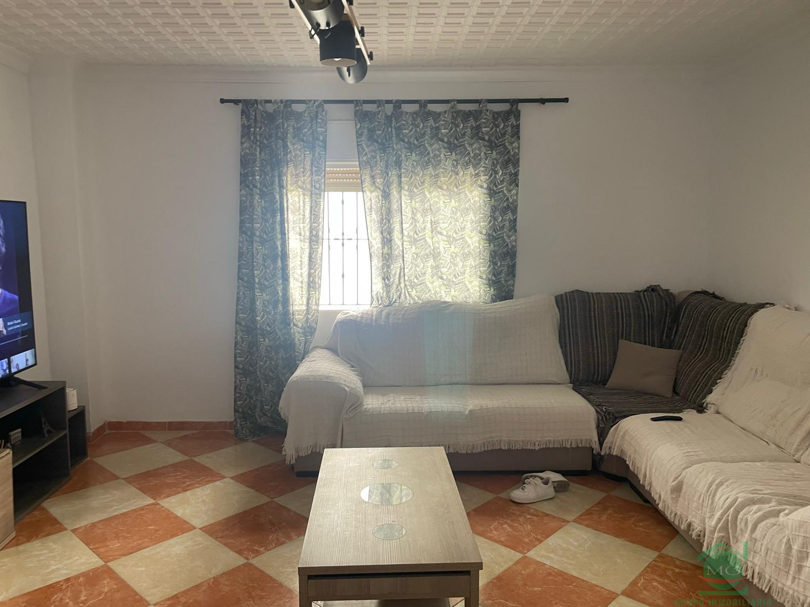 For sale of flat in La Linea de la Concepcion