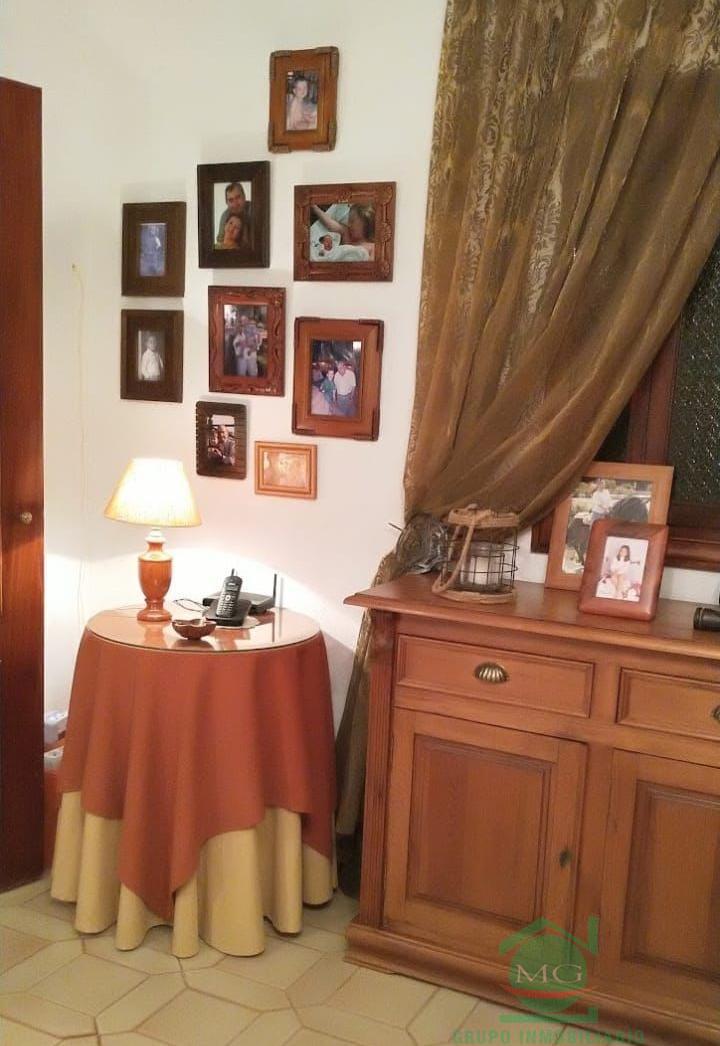For sale of house in Los Barrios
