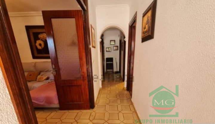 For sale of house in Los Barrios