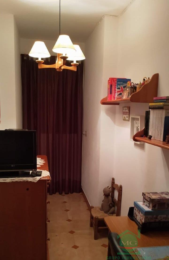 For sale of house in Los Barrios