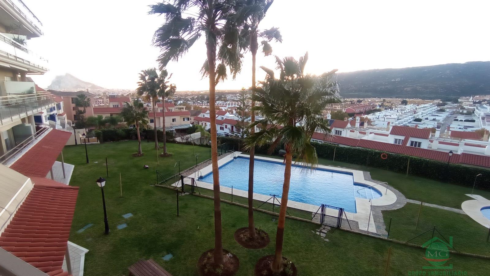 For sale of flat in San Roque