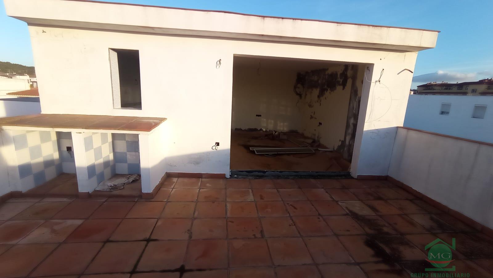 For sale of house in San Roque