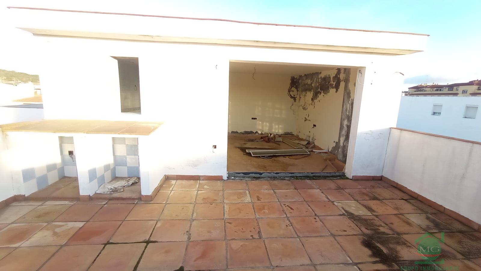 For sale of house in San Roque