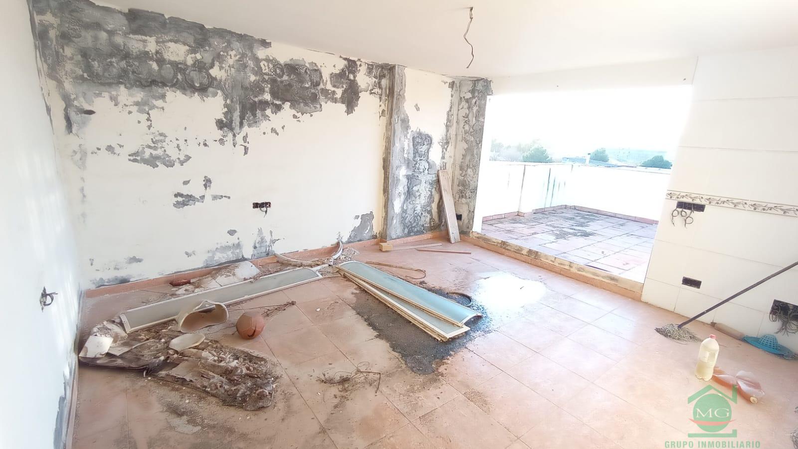 For sale of house in San Roque