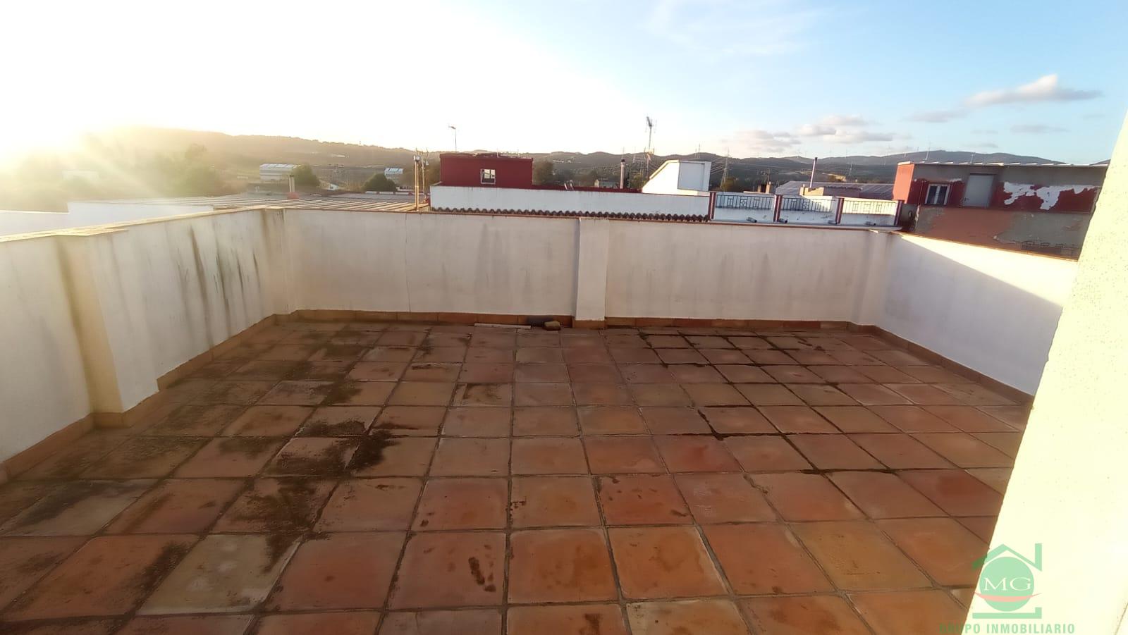 For sale of house in San Roque
