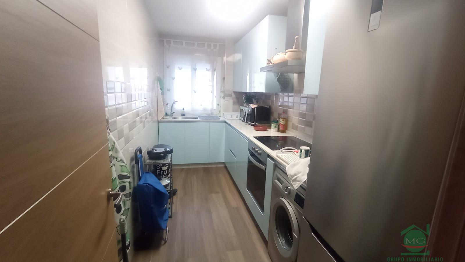 For sale of flat in La Linea de la Concepcion