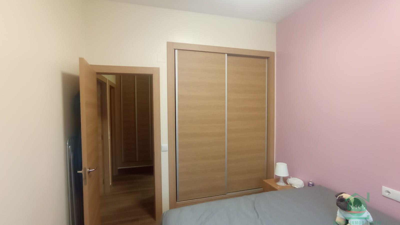 For sale of flat in La Linea de la Concepcion