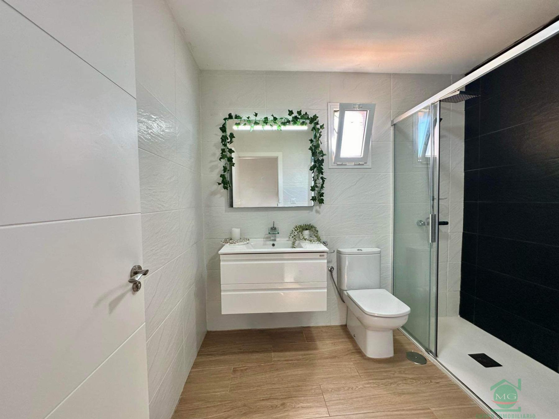 For sale of house in Algeciras