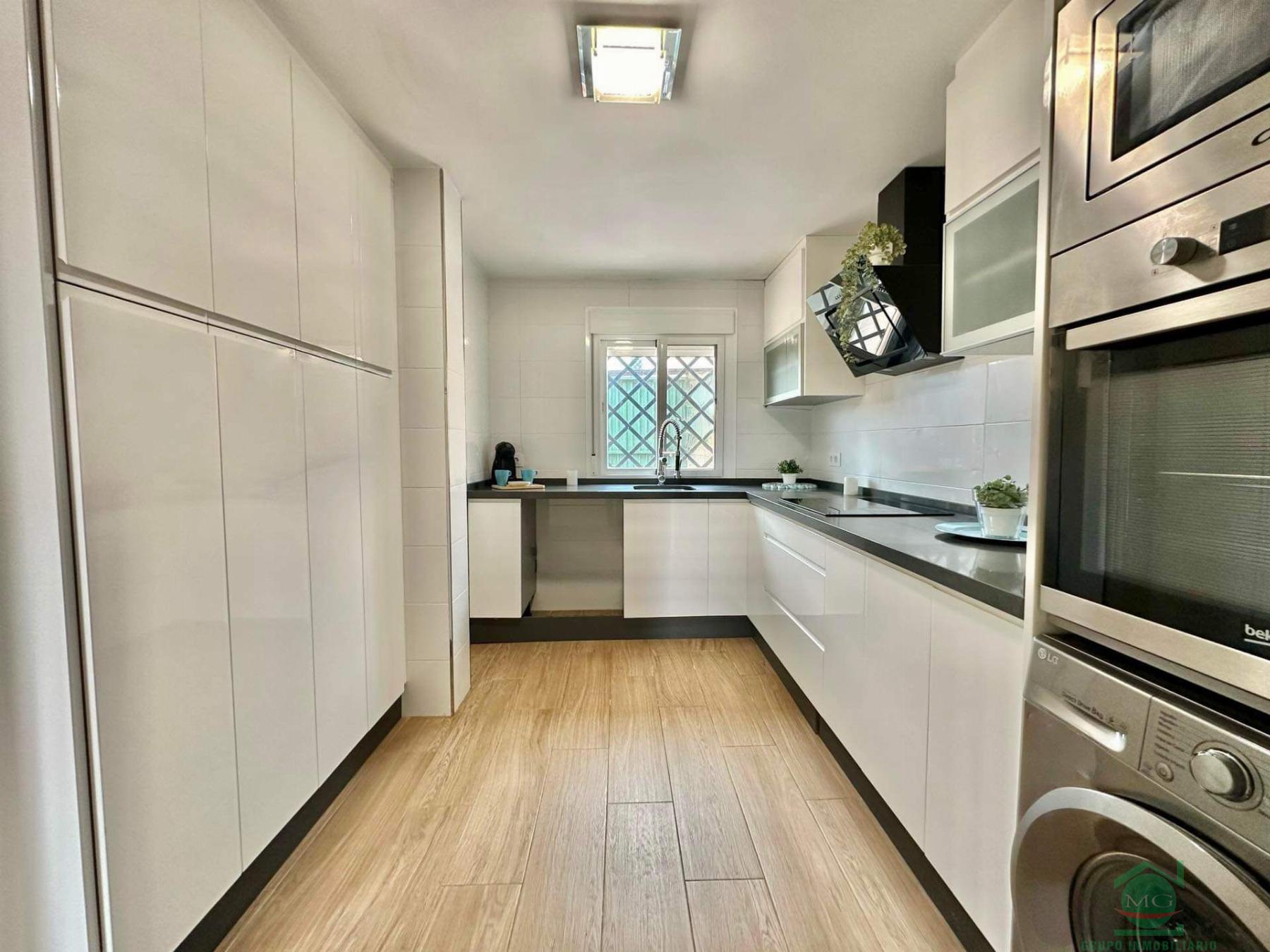 For sale of house in Algeciras