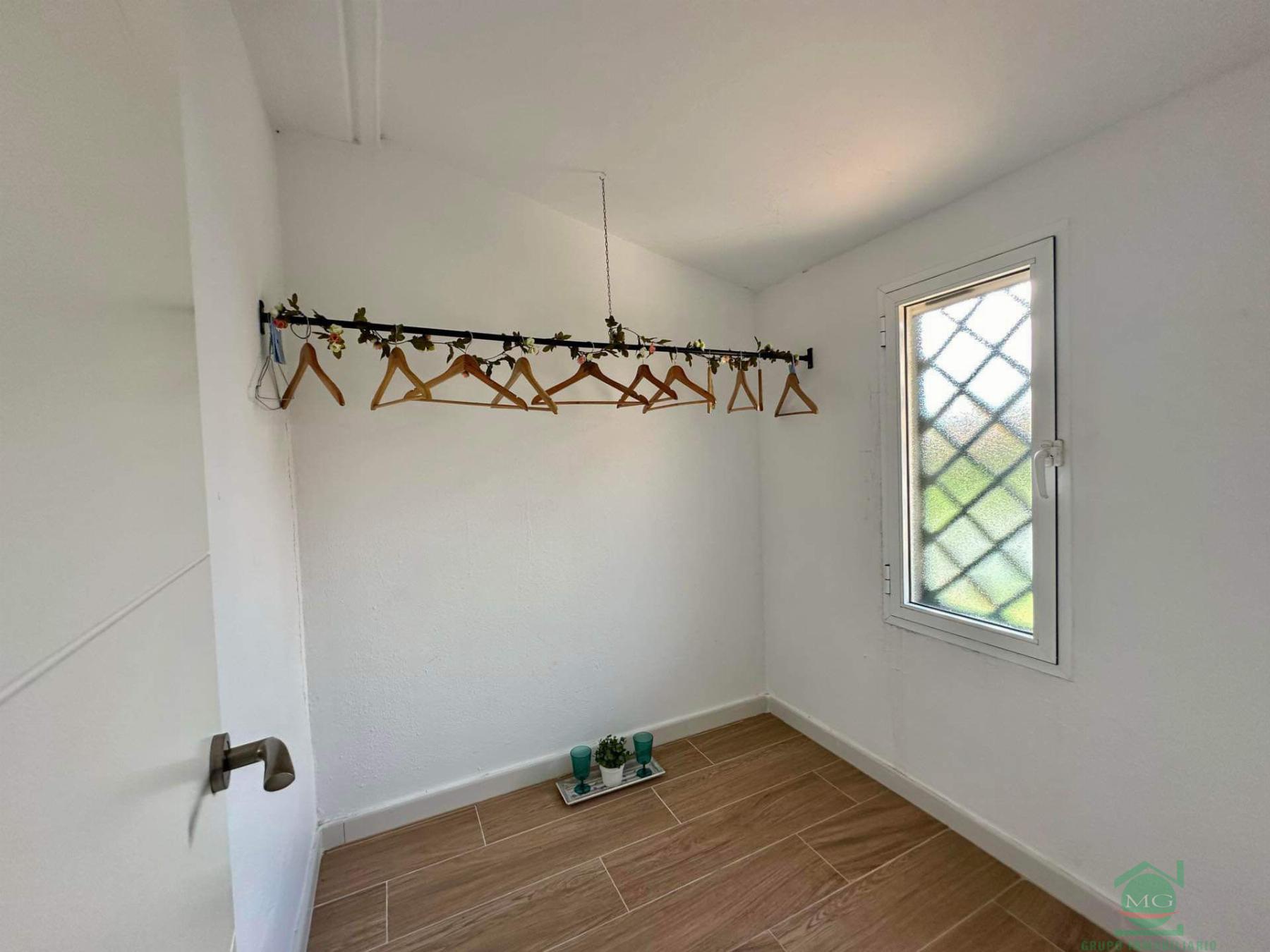 For sale of house in Algeciras