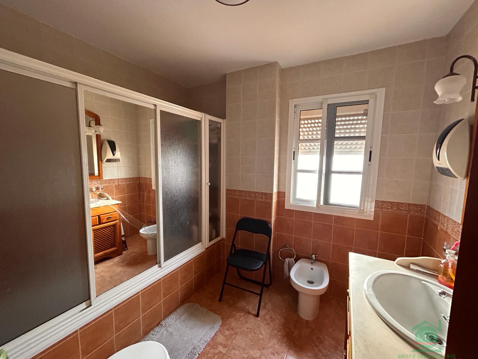 For sale of house in Los Barrios