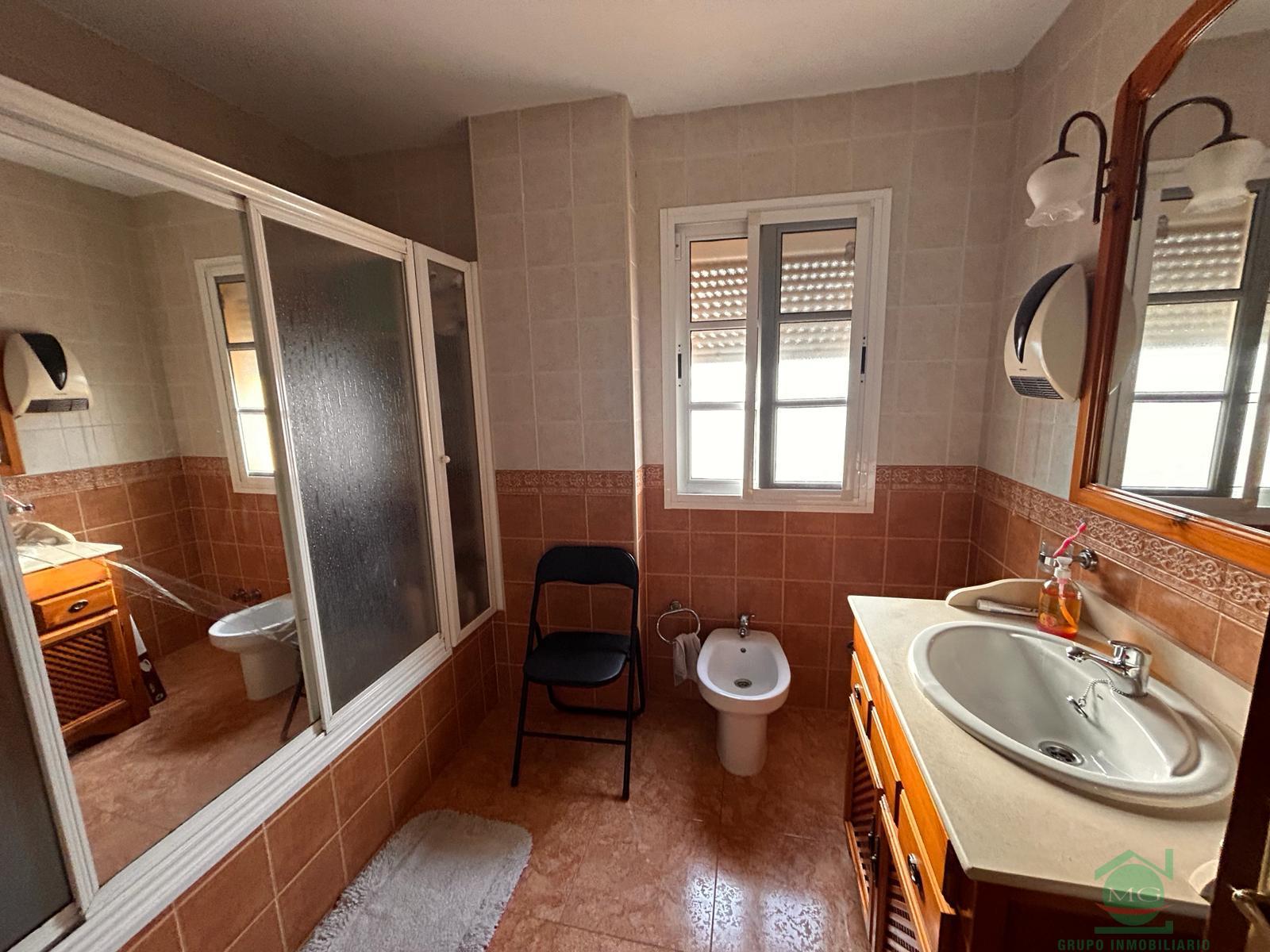 For sale of house in Los Barrios