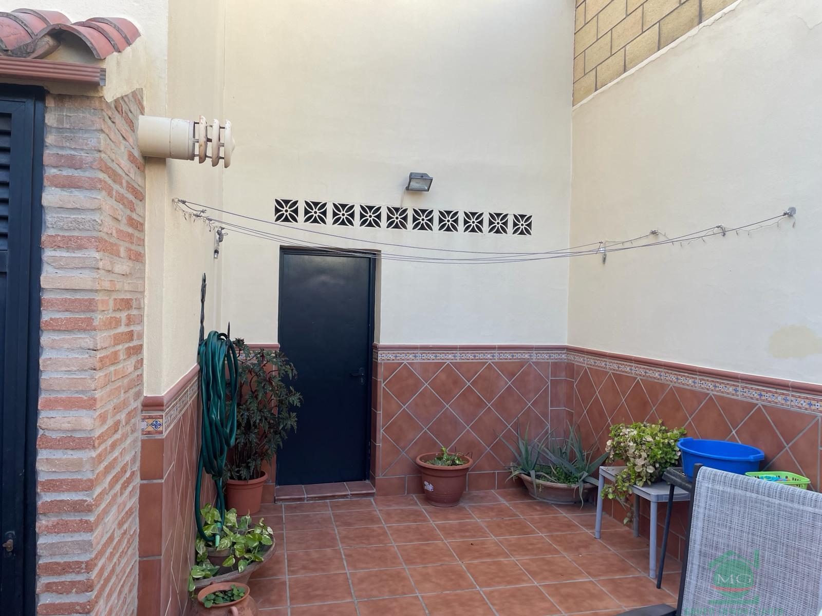 For sale of house in Los Barrios