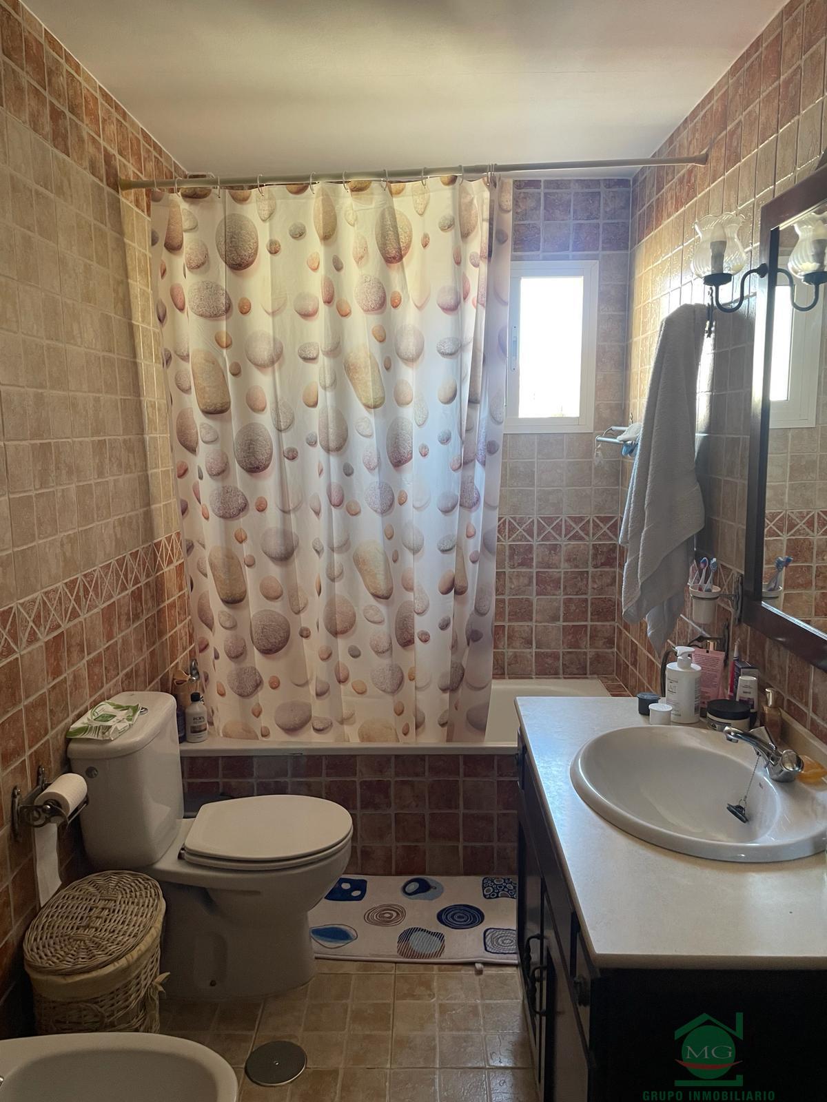 For sale of house in Los Barrios