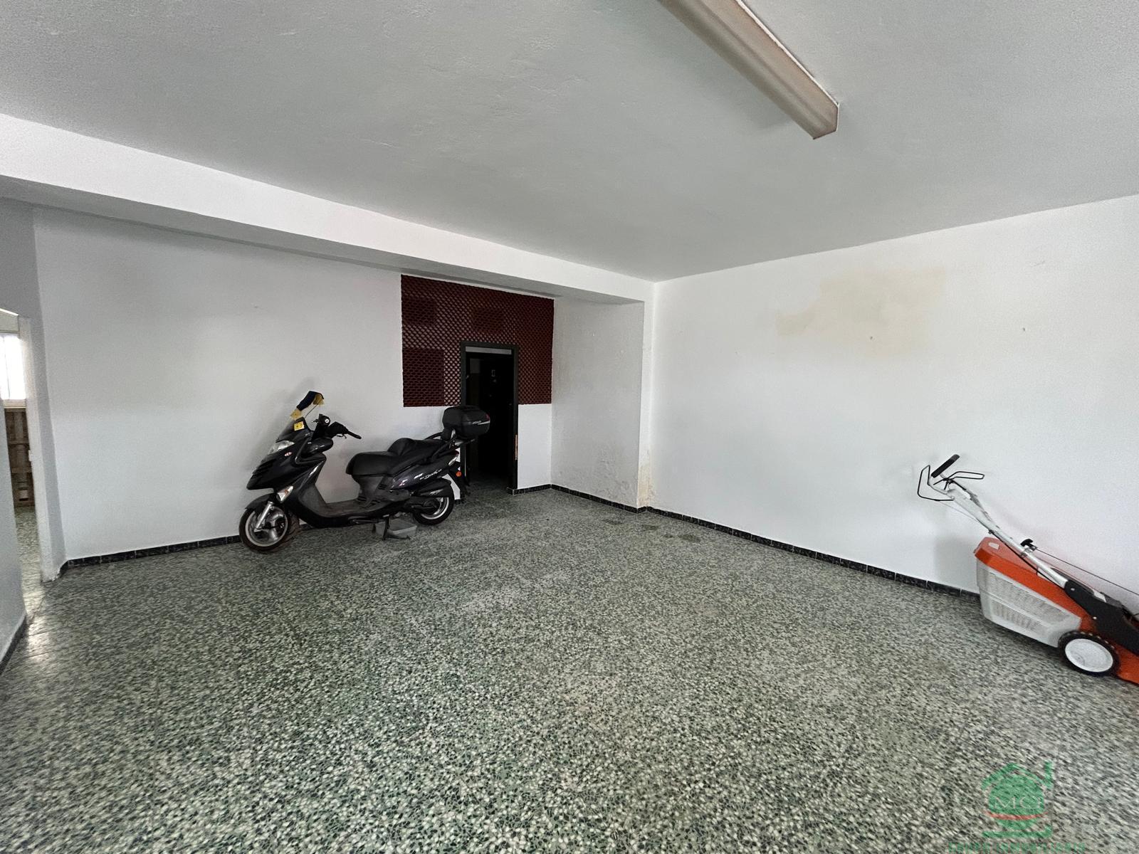 For sale of house in Taraguilla